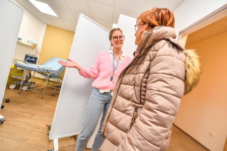 Centre de santé sexuelle : un service du Département du Pas-de-Calais. ici, on peut parler de tout ! Des professionnels à votre écoute : sages-femmes, médecins, conseillères conjugales et familiales, secrétaires.