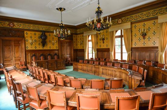 Rendez-vous à la salle historique du Conseil général